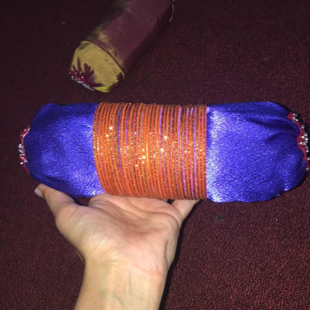 Jewelry holding pillow